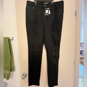 NWT Fashion Nova Distressed Jeggings, 2X